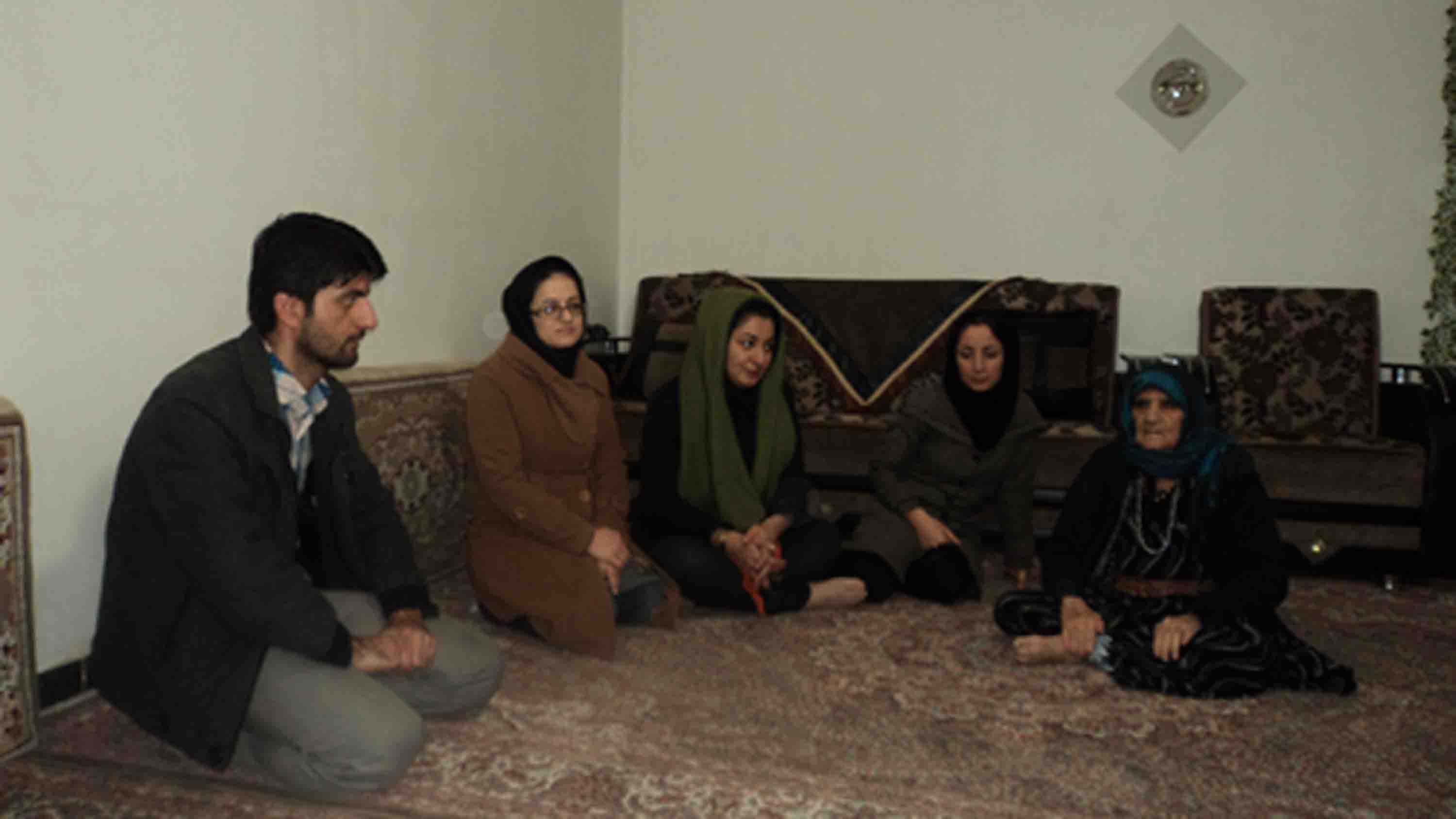 http://isar-sardasht.persiangig.com/other/new_folder/DSC000001.jpg